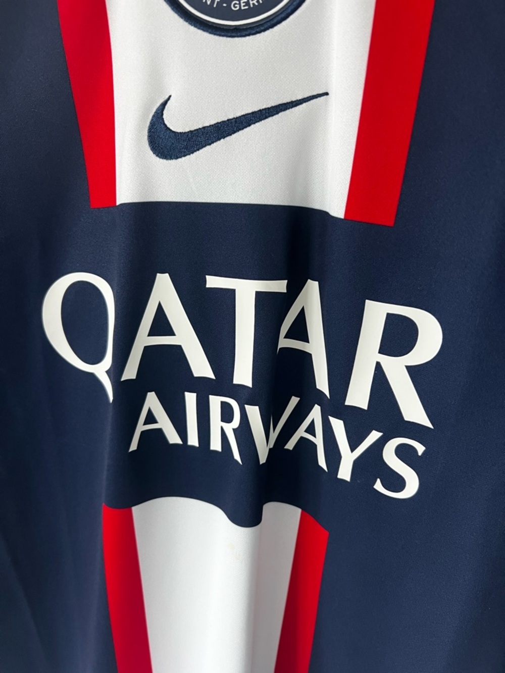 EUC Women’s Medium Paris Saint Germain Neymar Jr. Soccer Jersey - Picture 6 of 9